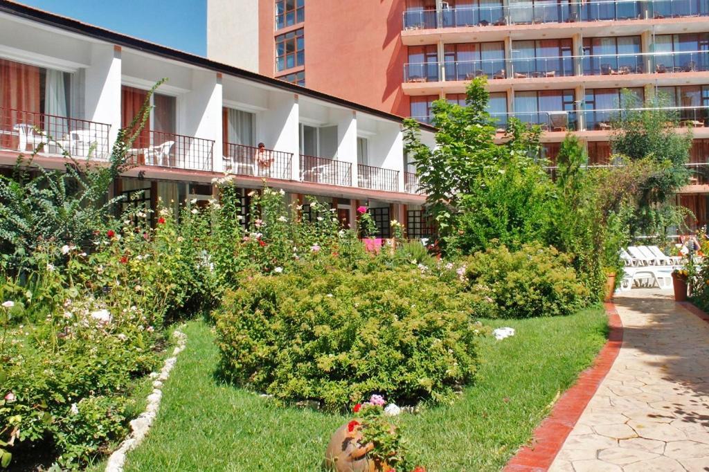Jupiter Hotel Slăntjev Brjag Exteriör bild