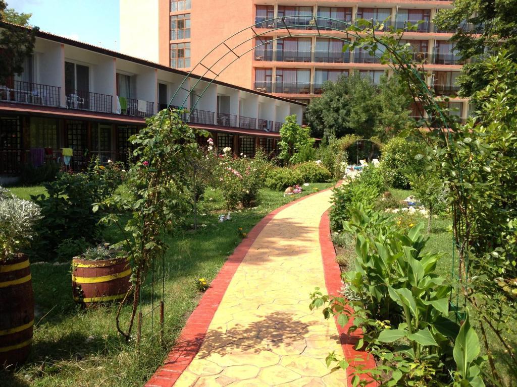 Jupiter Hotel Slăntjev Brjag Exteriör bild