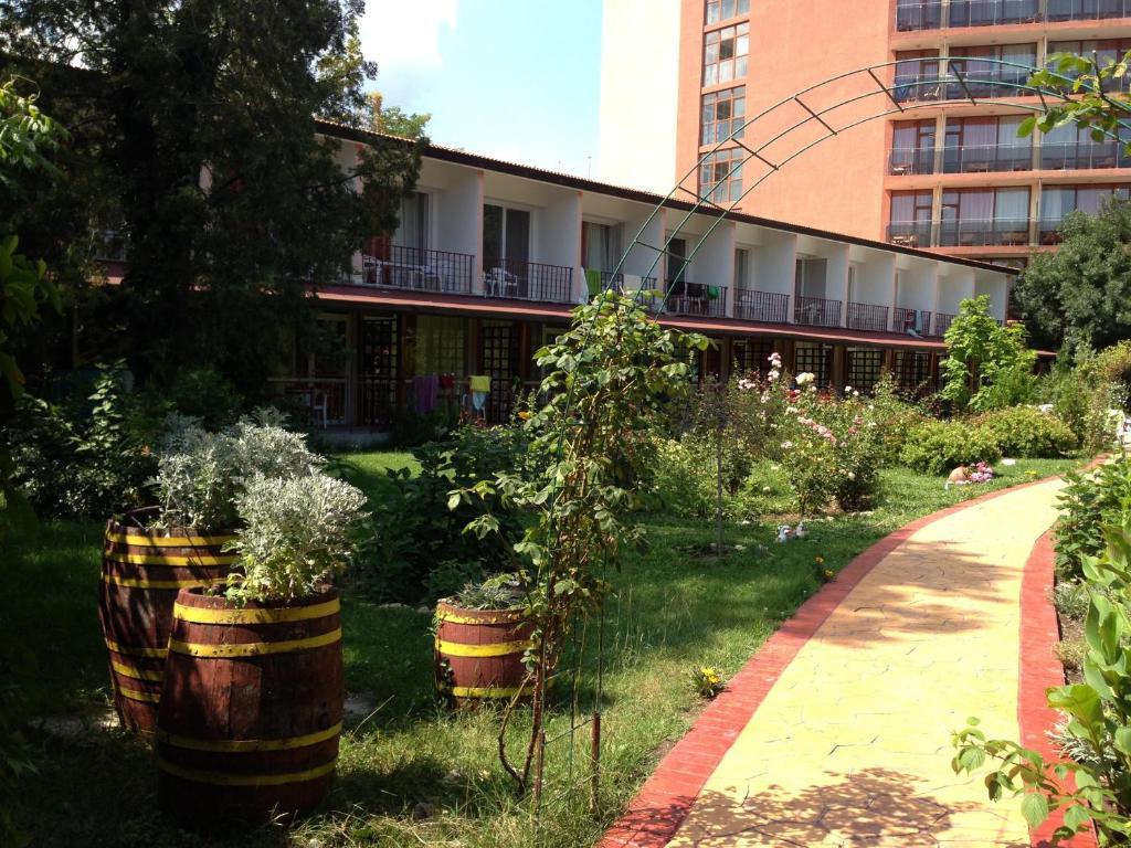 Jupiter Hotel Slăntjev Brjag Exteriör bild